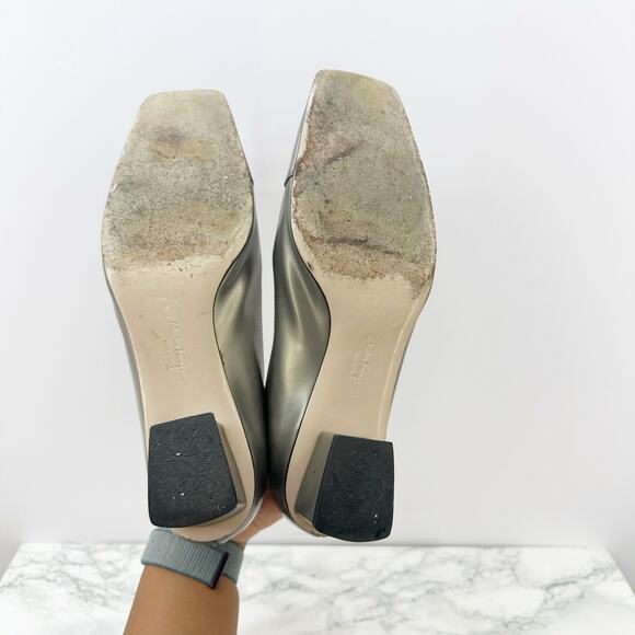 Salvatore Ferragamo Megan Metallic Grey Leather Pumps Size‎ 8 - Picture 6 of 9